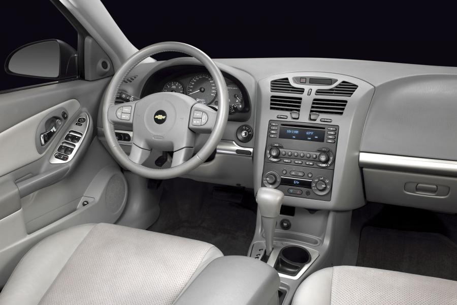  Chevrolet Malibu 2004 года  (фото 64 из 72)
